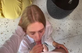 Девушка немного выпила и ей захотелось разврата